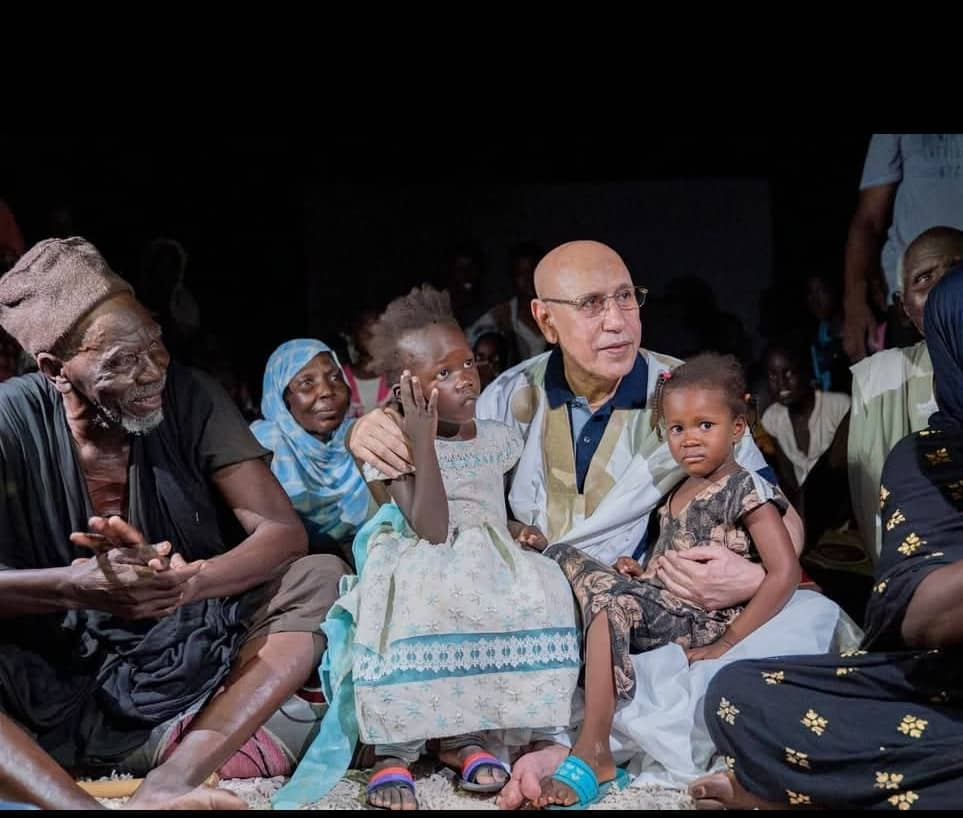 Le passage du président El Ghazouani à Boumdeid et ses images : un débat au cœur de l’opinion publique